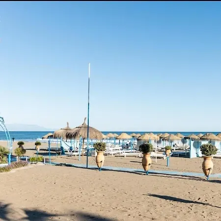 Benalbeach With Sea View Apartamento *